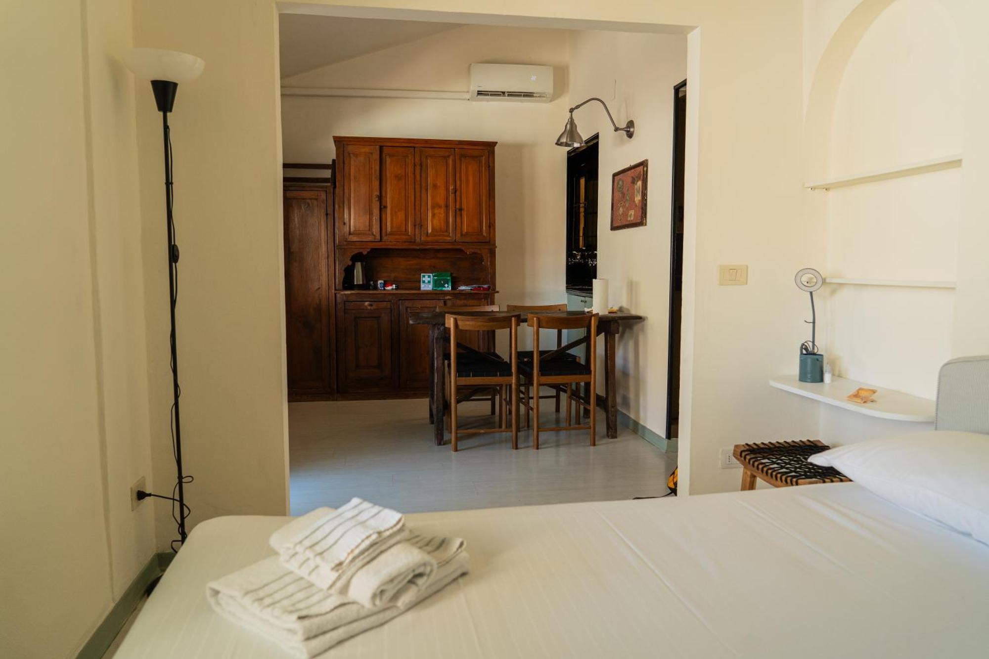 Friendly & Small 1-br With Beautiful Terrace Apartamento Florencia