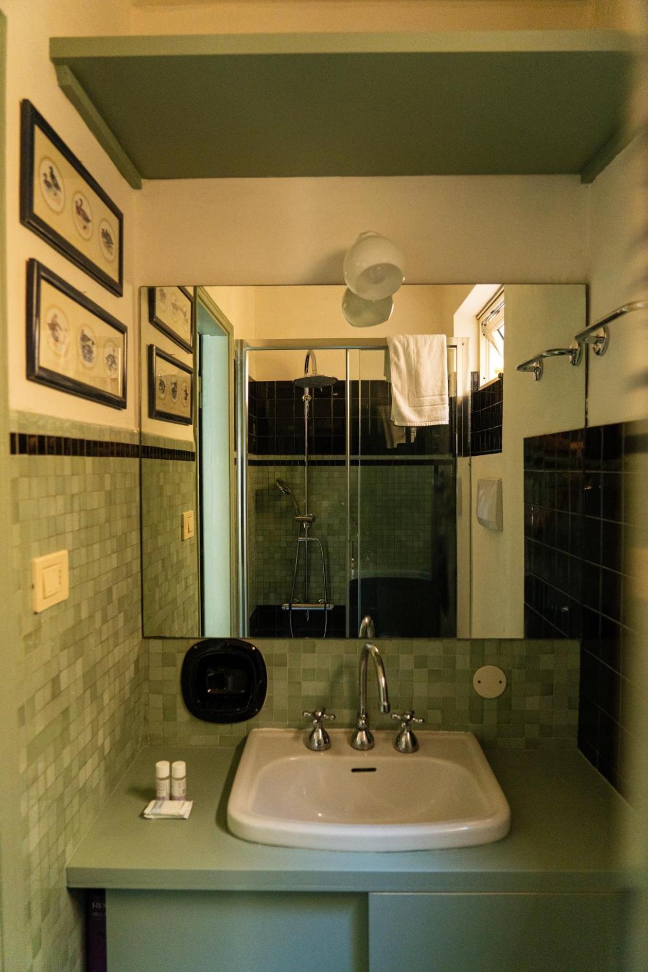Friendly & Small 1-br With Beautiful Terrace Florencia