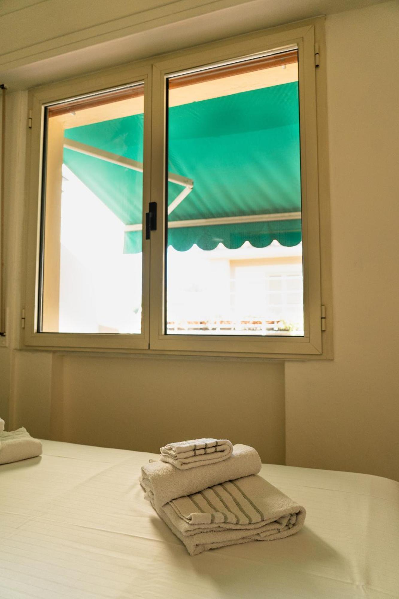 Friendly & Small 1-br With Beautiful Terrace * Florencia